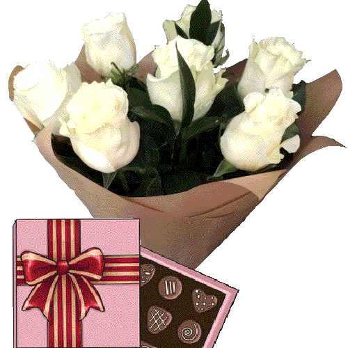 подарок 7 белых роз с конфетами