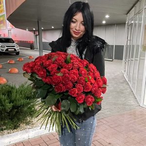 75 червоних троянд у Хмельницькомы фото букета